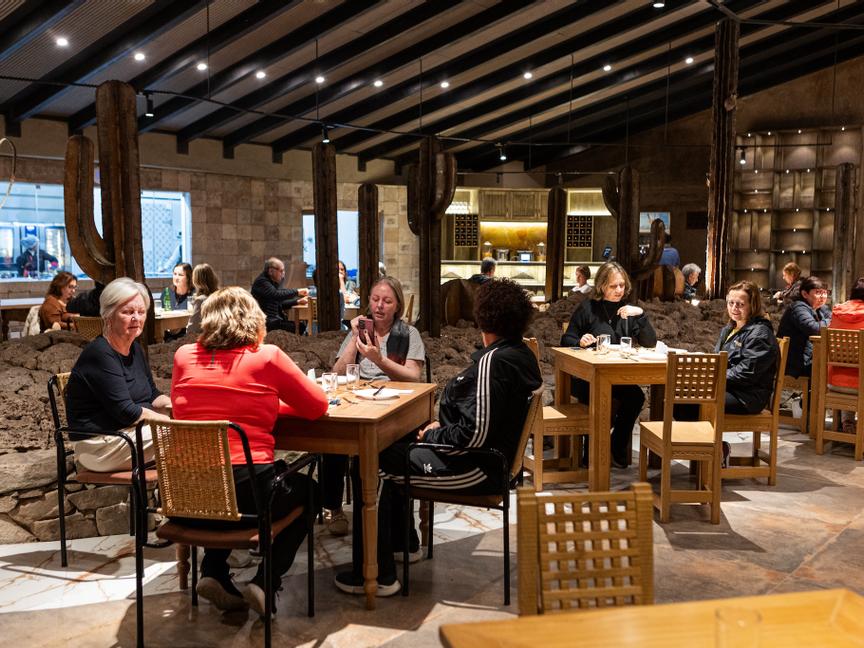 Hoteles Rosario: Main Office Booking Department | La Paz | 22