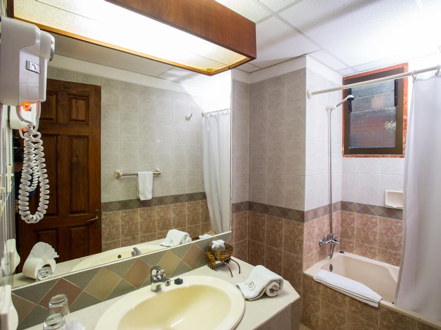 Hoteles Rosario: Main Office Booking Department | La Paz | 14