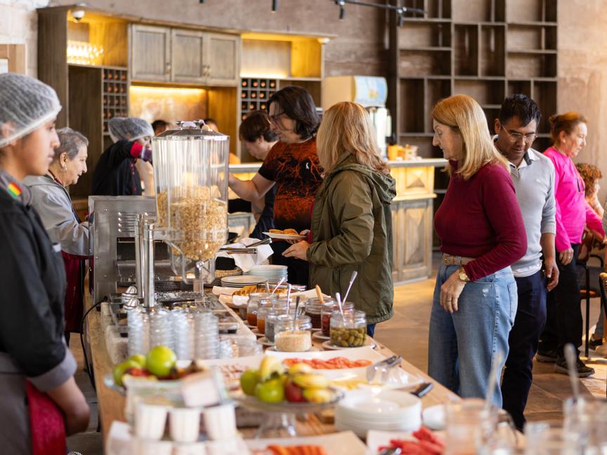 Hoteles Rosario: Main Office Booking Department | La Paz | 19