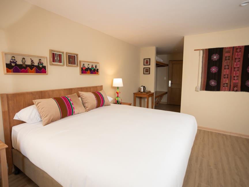 Hoteles Rosario: Main Office Booking Department | La Paz | 2