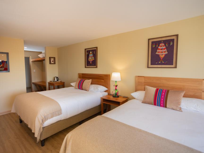 Hoteles Rosario: Main Office Booking Department | La Paz | 10